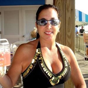 Meet your Posher, Antonia